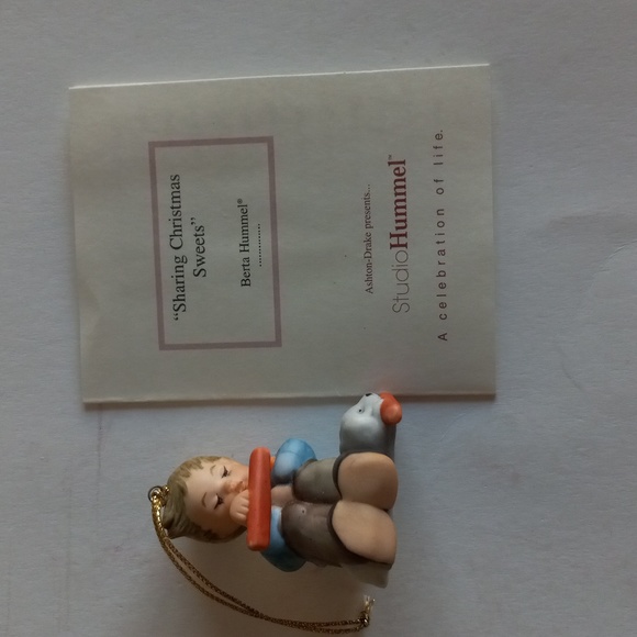 Berta Hummel "Sharing Christmas Sweets" Holiday Ornament. - Picture 4 of 6